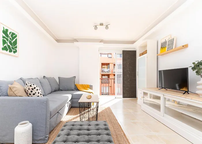 Profithome-punta Larga Candelaria